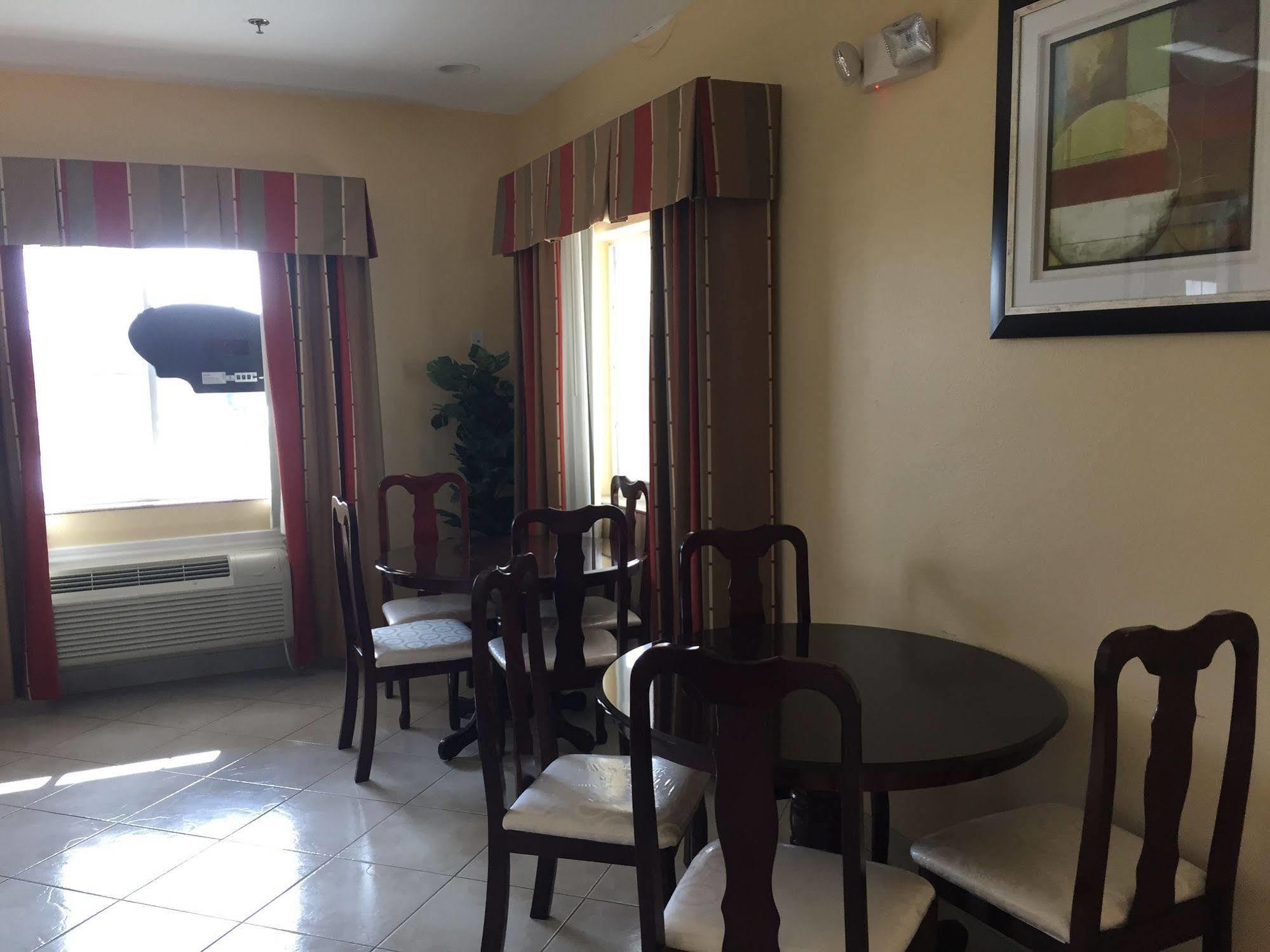 Crystal Suites Хюстън Екстериор снимка